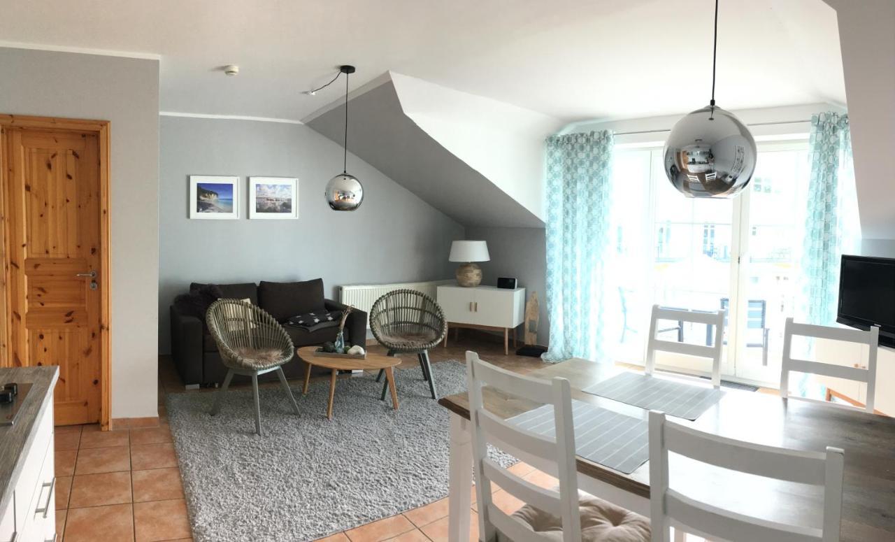 Ferienwohnung Moewe Glowe Esterno foto