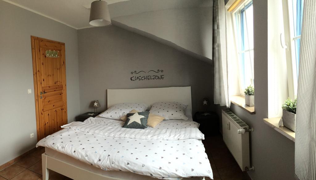 Ferienwohnung Moewe Glowe Esterno foto
